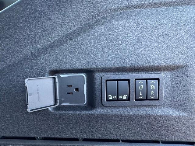 2026 Chevrolet Tahoe 4WD RST