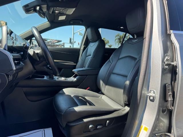 2025 Cadillac XT4 Premium Luxury