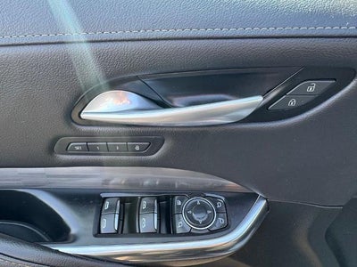 2025 Cadillac XT4 Premium Luxury