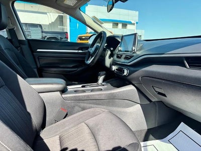 2022 Nissan Altima 2.5 SV