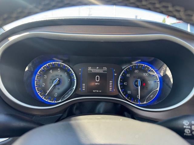 2022 Chrysler Voyager LX