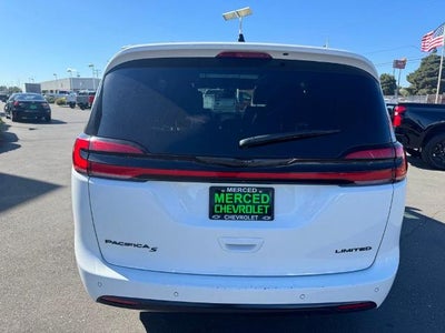 2025 Chrysler Pacifica Limited
