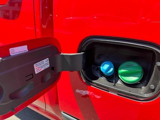 2025 Chevrolet Silverado 2500 HD Crew Cab Standard Box 4-Wheel Drive Custom