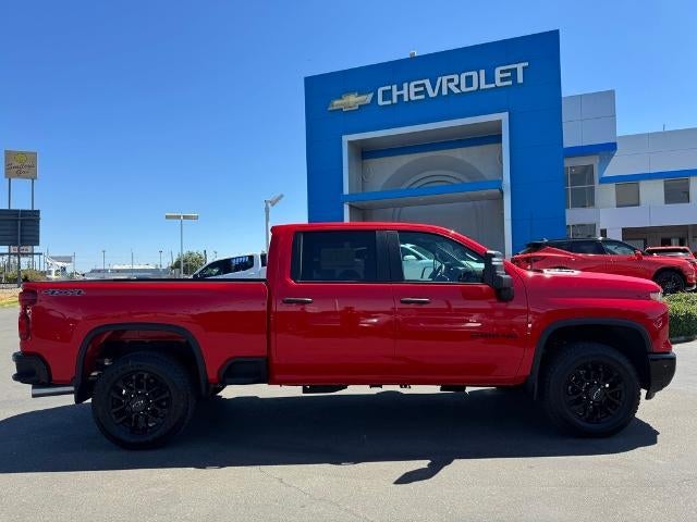 2025 Chevrolet Silverado 2500 HD Crew Cab Standard Box 4-Wheel Drive Custom