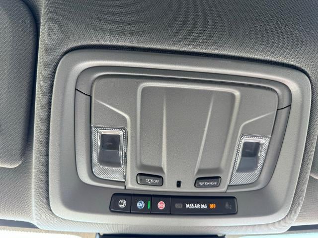 2025 Chevrolet Silverado 2500 HD Crew Cab Standard Box 4-Wheel Drive Custom