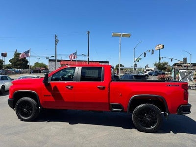 2025 Chevrolet Silverado 2500 HD Crew Cab Standard Box 4-Wheel Drive Custom