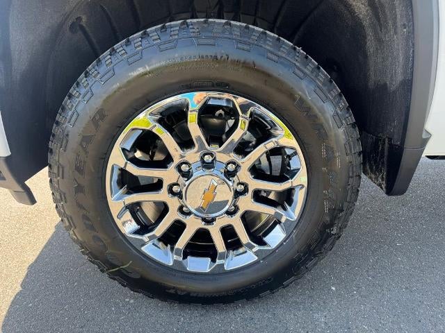 2026 Chevrolet Silverado 2500 HD Crew Cab Standard Box 4-Wheel Drive LT