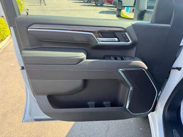 2026 Chevrolet Silverado 2500 HD Crew Cab Standard Box 4-Wheel Drive LT