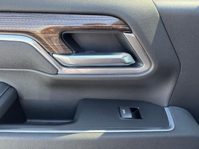 2026 Chevrolet Silverado 2500 HD Crew Cab Standard Box 4-Wheel Drive LT