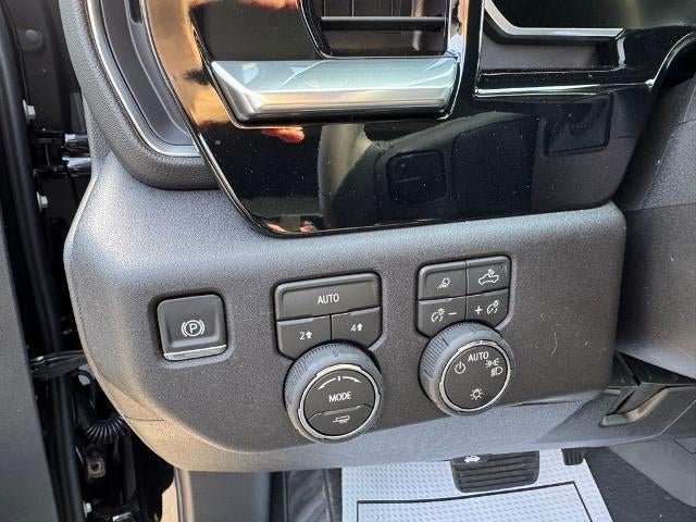 2026 Chevrolet Silverado 1500 Crew Cab Short Box 4-Wheel Drive LT 1LT