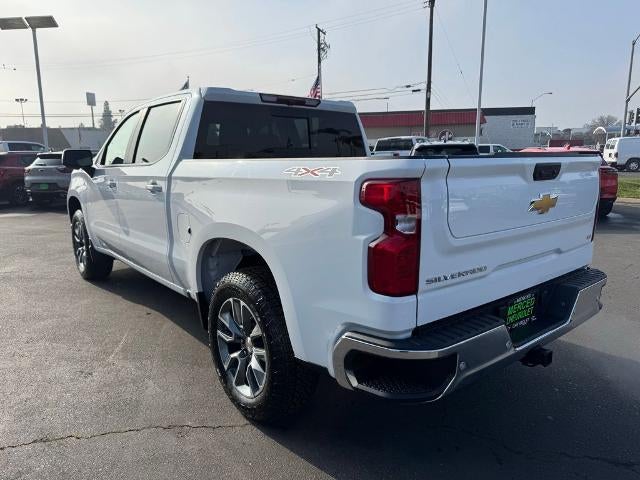 2026 Chevrolet Silverado 1500 Crew Cab Short Box 4-Wheel Drive LT 1LT