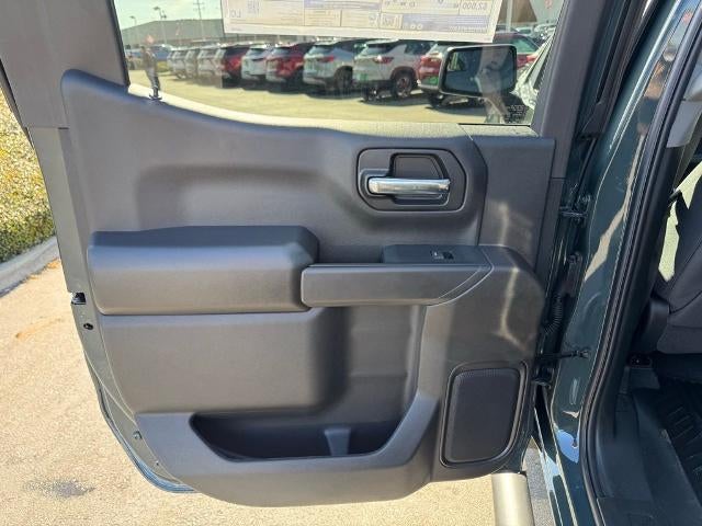 2026 Chevrolet Silverado 1500 Crew Cab Short Box 4-Wheel Drive Custom Trail Boss