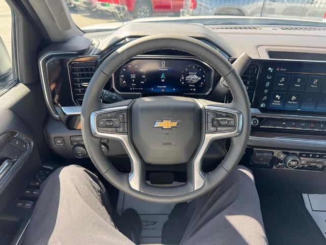 2026 Chevrolet Silverado 1500 Crew Cab Short Box 4-Wheel Drive LT 2FL