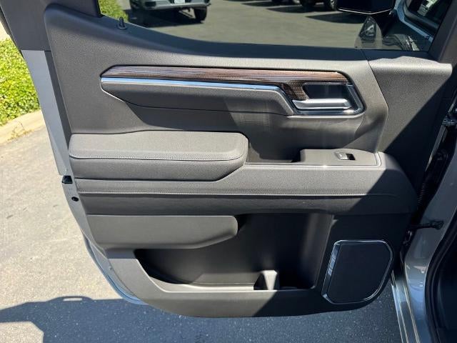 2026 Chevrolet Silverado 1500 Crew Cab Short Box 4-Wheel Drive LT 2FL