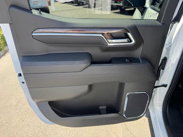 2026 Chevrolet Silverado 1500 Crew Cab Short Box 4-Wheel Drive LT 2FL