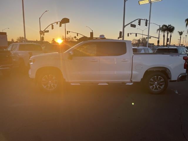 2026 Chevrolet Silverado 1500 Crew Cab Short Box 4-Wheel Drive LT 1LT