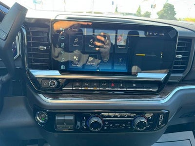 2026 Chevrolet Silverado 1500 Crew Cab Short Box 4-Wheel Drive LT 1LT