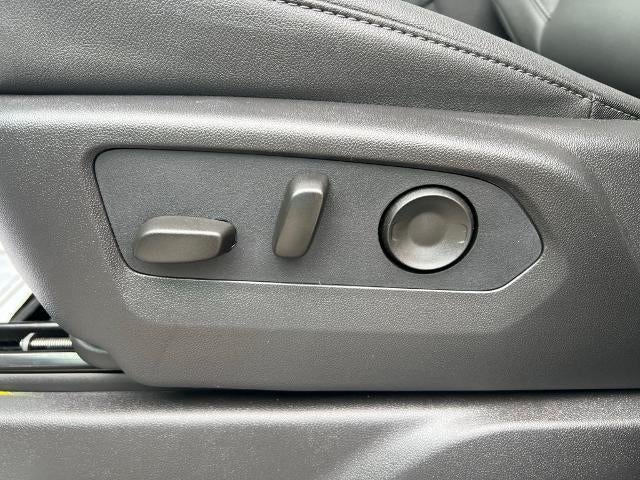 2026 Chevrolet Silverado 1500 Crew Cab Short Box 4-Wheel Drive LT Trail Boss