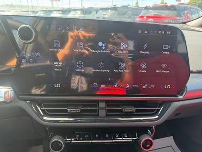 2025 Chevrolet Equinox EV 4dr RS