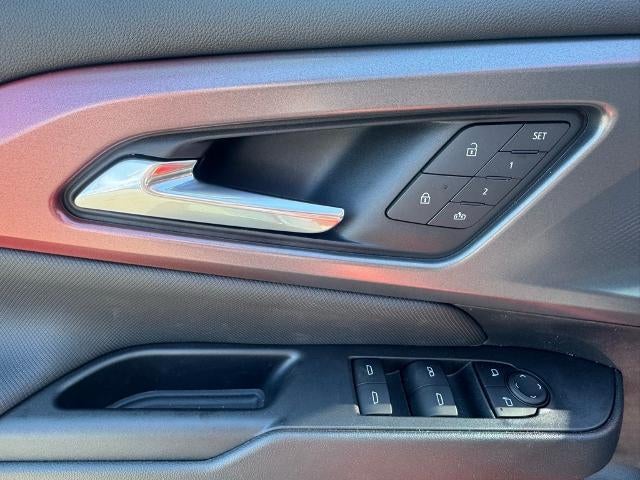 2025 Chevrolet Equinox EV 4dr RS