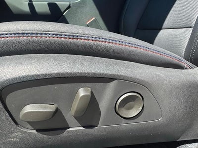 2025 Chevrolet Equinox EV 4dr RS