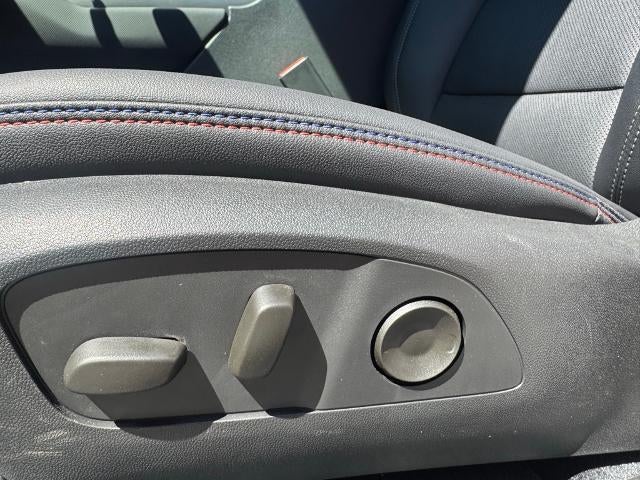 2025 Chevrolet Equinox EV 4dr RS