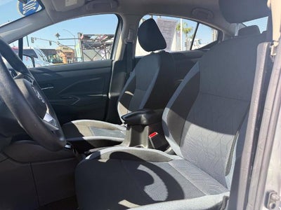 2025 Nissan Versa SV