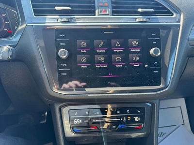 2022 Volkswagen Tiguan SEL R-Line