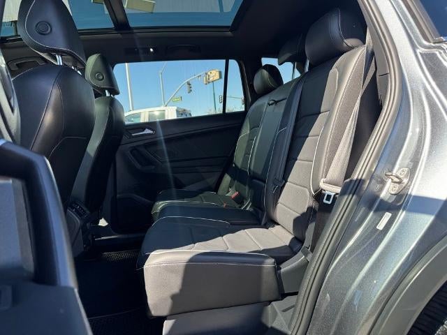 2022 Volkswagen Tiguan SEL R-Line