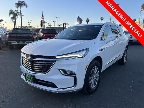 2023 Buick Enclave Essence