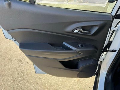 2026 Chevrolet Trax FWD 4dr LS