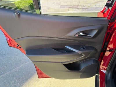 2026 Chevrolet Trax FWD 4dr LS