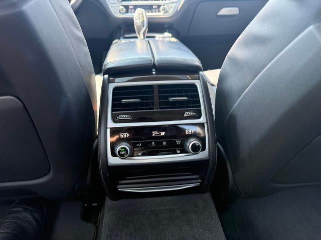 2022 BMW 7 Series 740i
