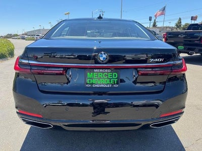 2022 BMW 7 Series 740i