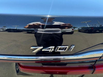 2022 BMW 7 Series 740i