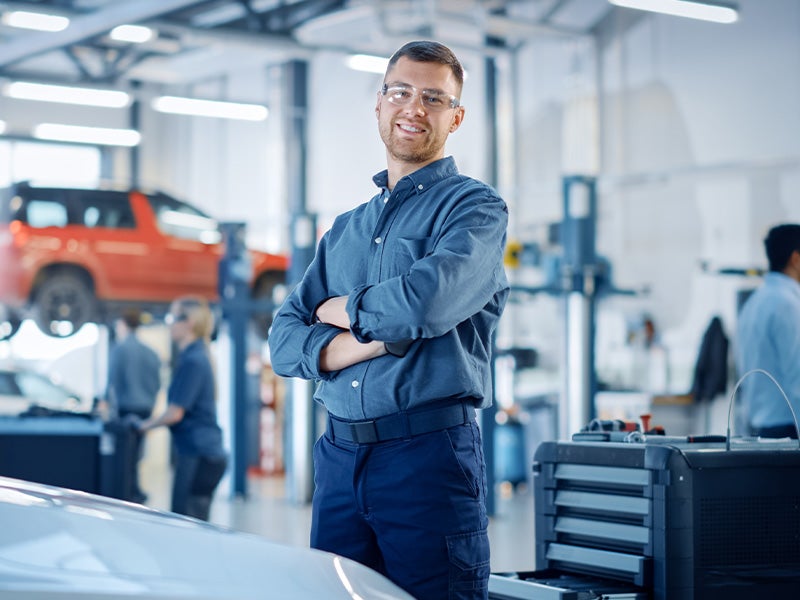 Merced Chevrolet in Merced CA service technician